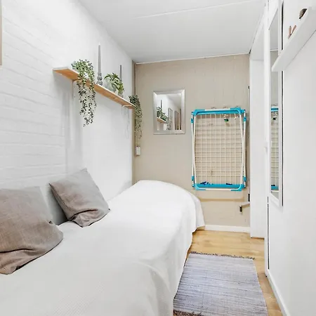 Apartamento Cozy In Aakirkeby With Wifi *