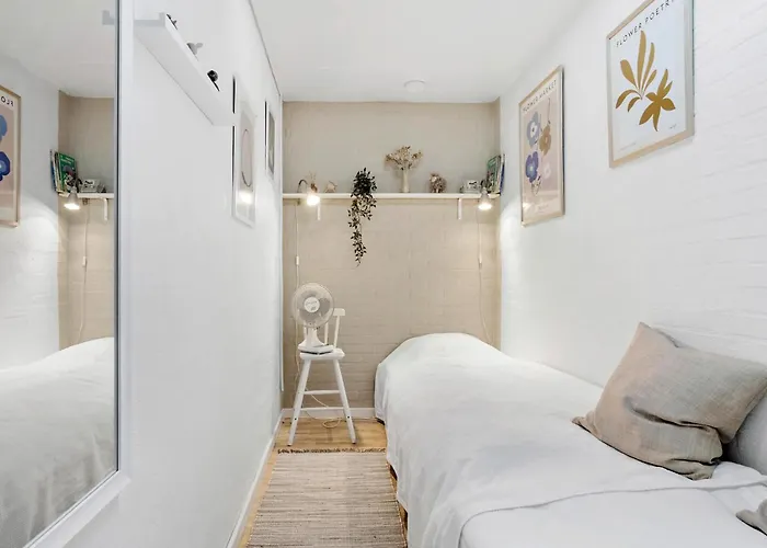 Apartamento Cozy In Aakirkeby With Wifi