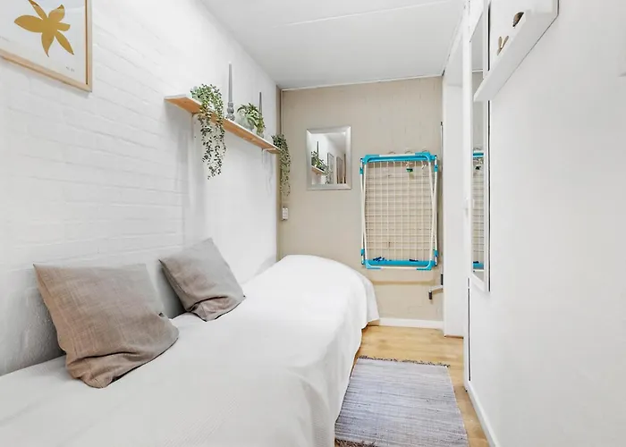 Apartamento Cozy In Aakirkeby With Wifi *