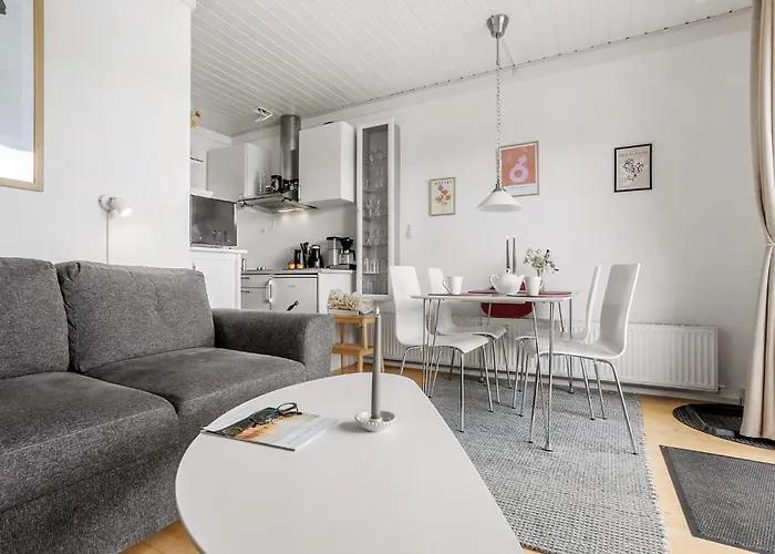 Apartamento Cozy In Aakirkeby With Wifi